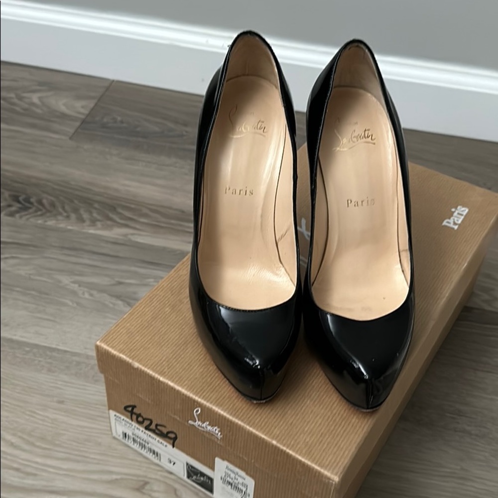 Christian Louboutin Rolando 👠